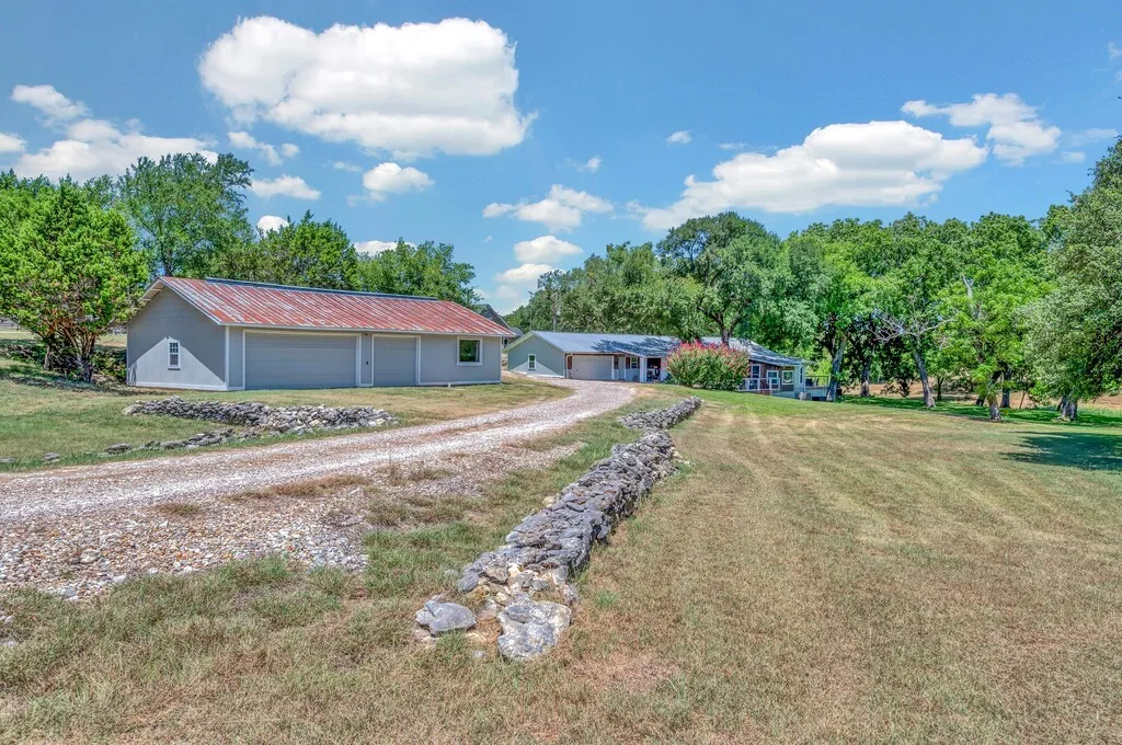 5819 Fm 56 Clifton TX 76634