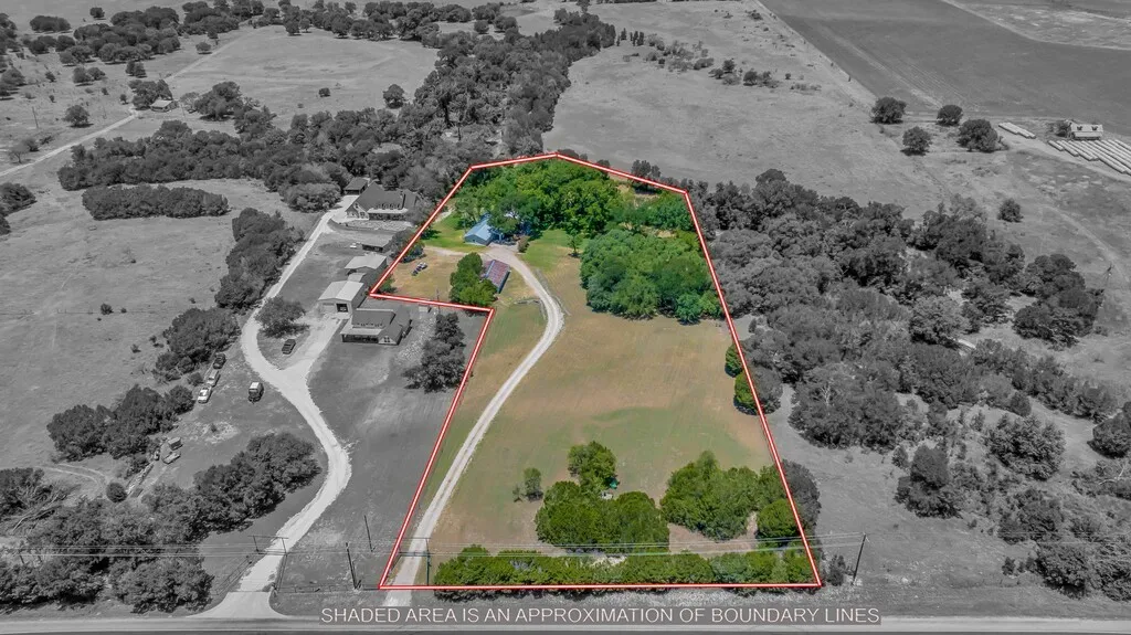 5819 Fm 56 Clifton TX 76634
