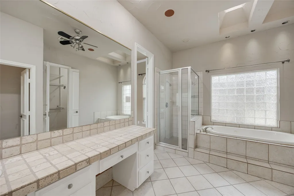 1201 Findlay Drive Arlington TX 76012