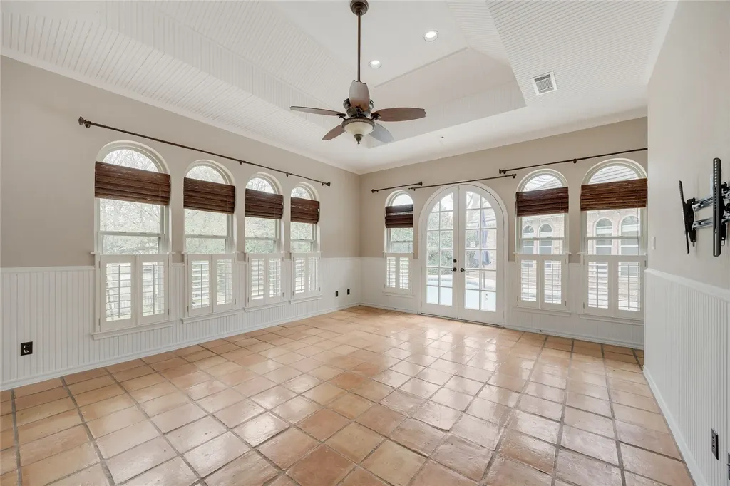 1201 Findlay Drive Arlington TX 76012