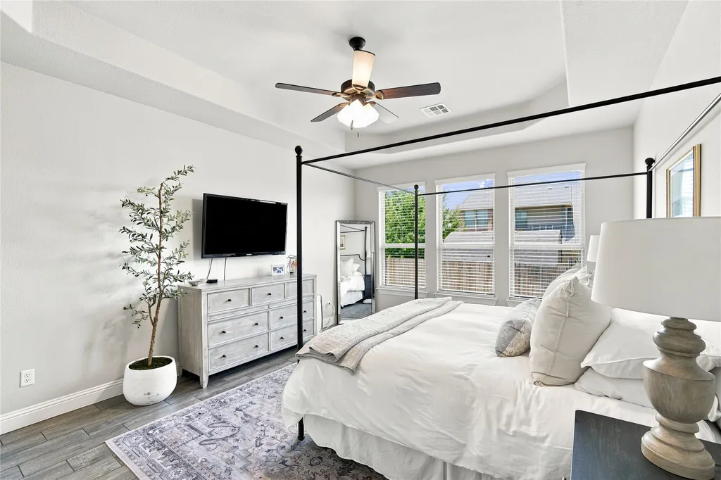 205 Canterbury Court Midlothian TX 76065