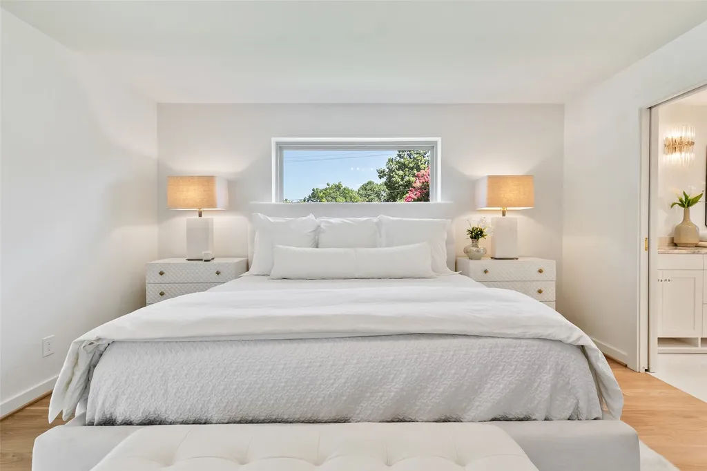 7431 Larchview Dallas TX 75254
