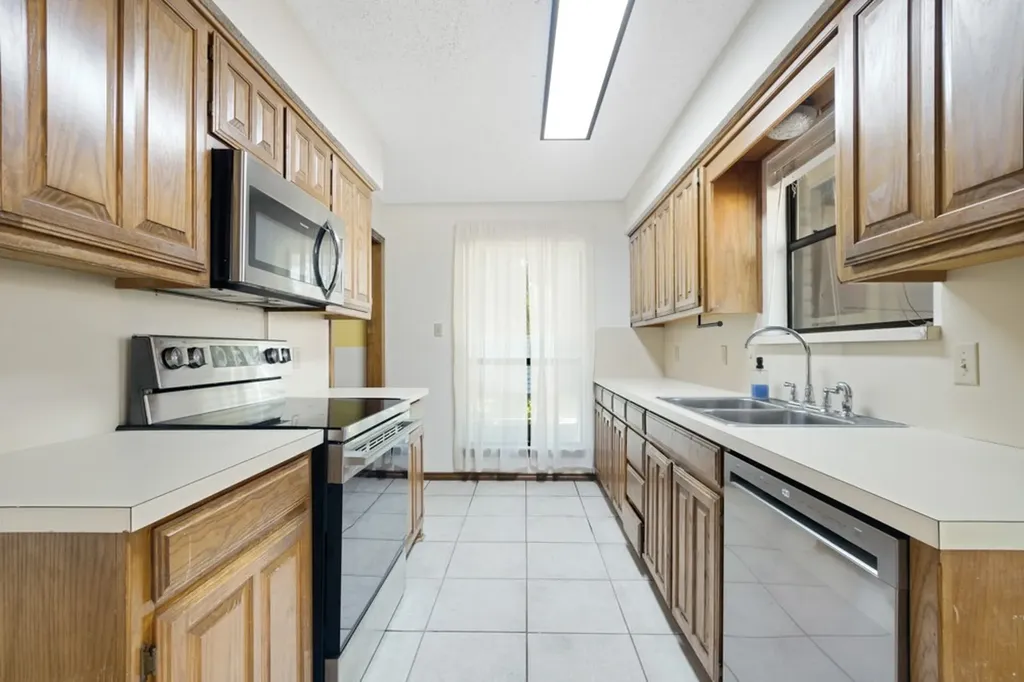 2509 Silvermeadow Lane Corinth TX 76210