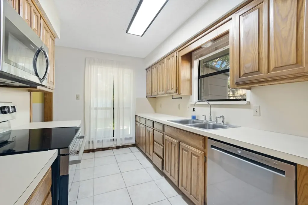 2509 Silvermeadow Lane Corinth TX 76210