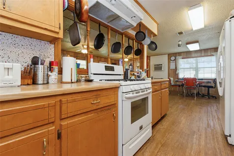 180 County Road 4255 De Kalb TX 75559