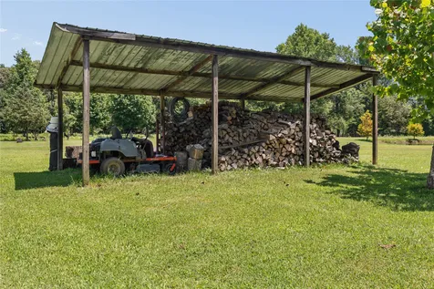 180 County Road 4255 De Kalb TX 75559