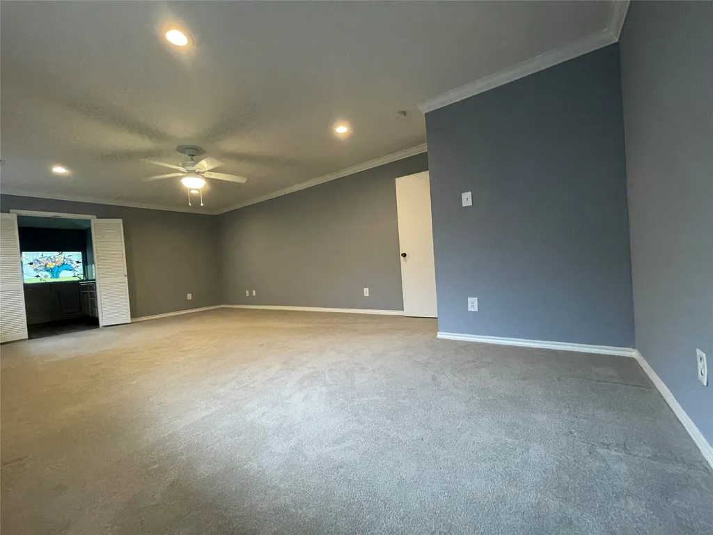 7814 La Manga Drive Dallas TX 75248