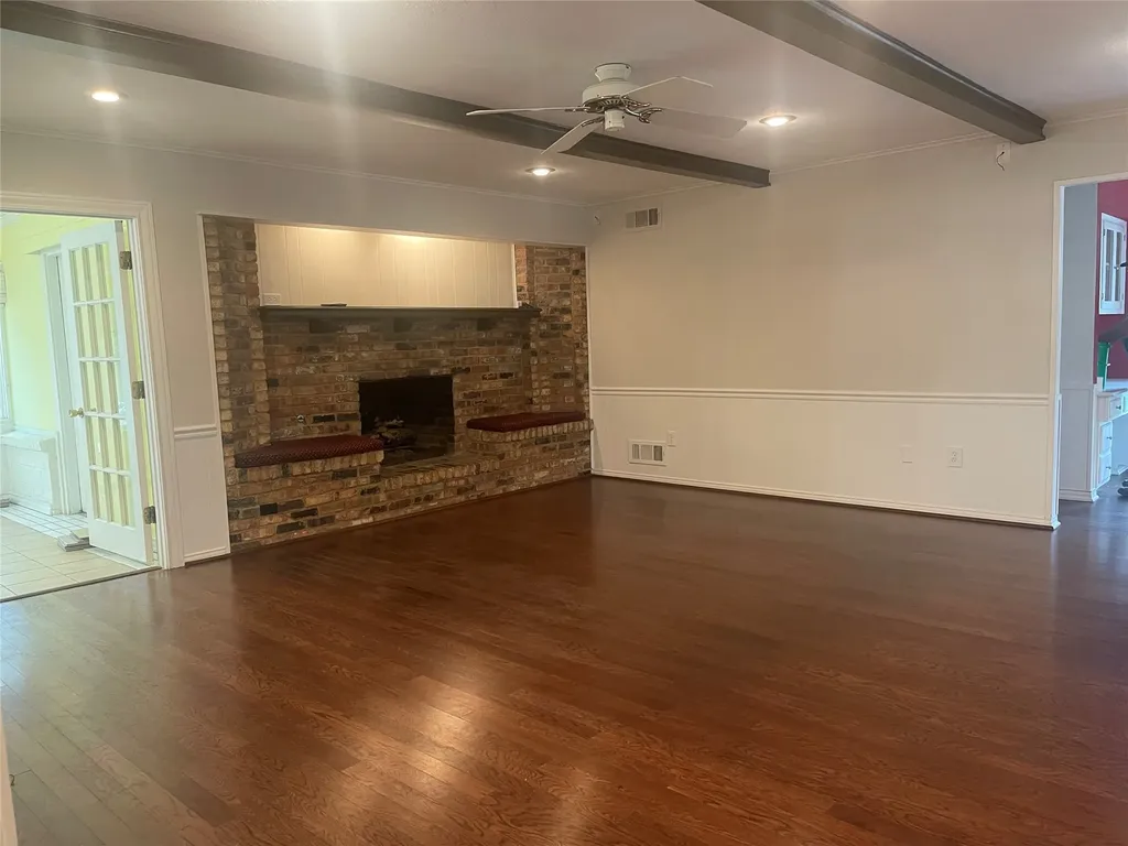 7814 La Manga Drive Dallas TX 75248