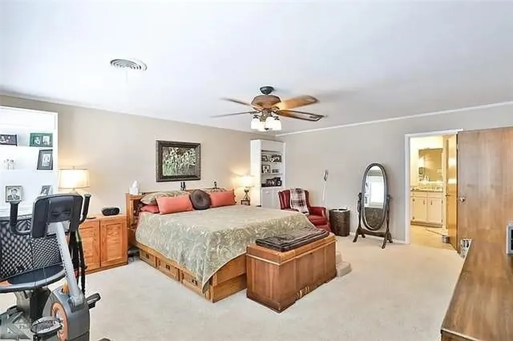 55 Surrey Square Abilene TX 79606