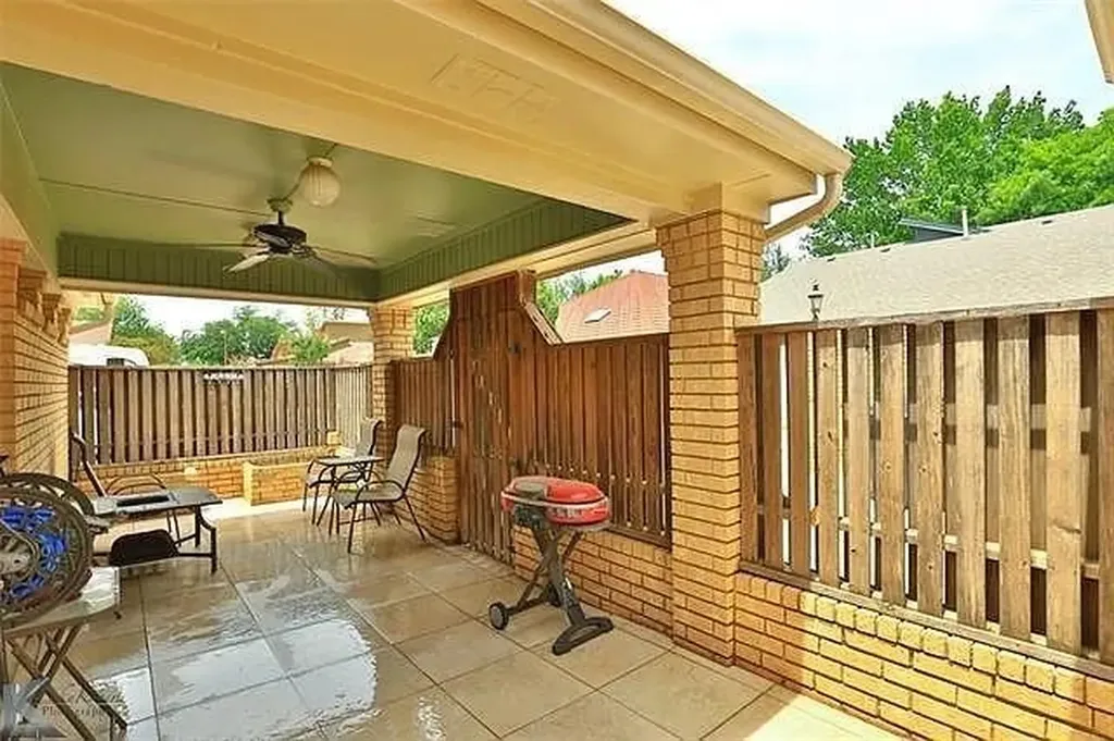 55 Surrey Square Abilene TX 79606