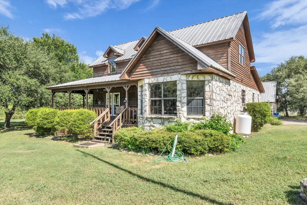 1 Chauna Way Bruceville TX 76630