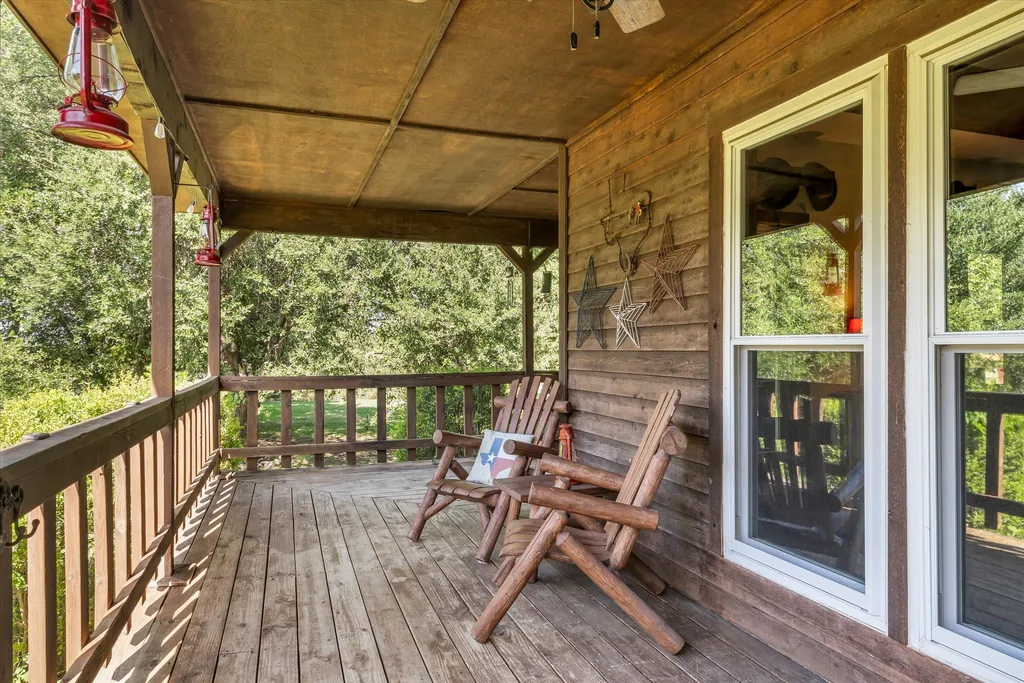 1 Chauna Way Bruceville TX 76630