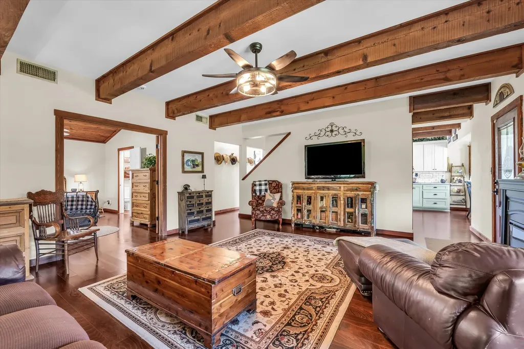 1 Chauna Way Bruceville TX 76630