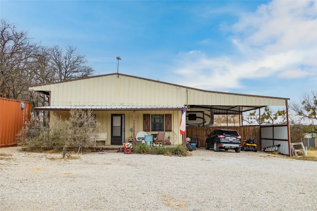 2050 Glen Oaks Drive May TX 76857