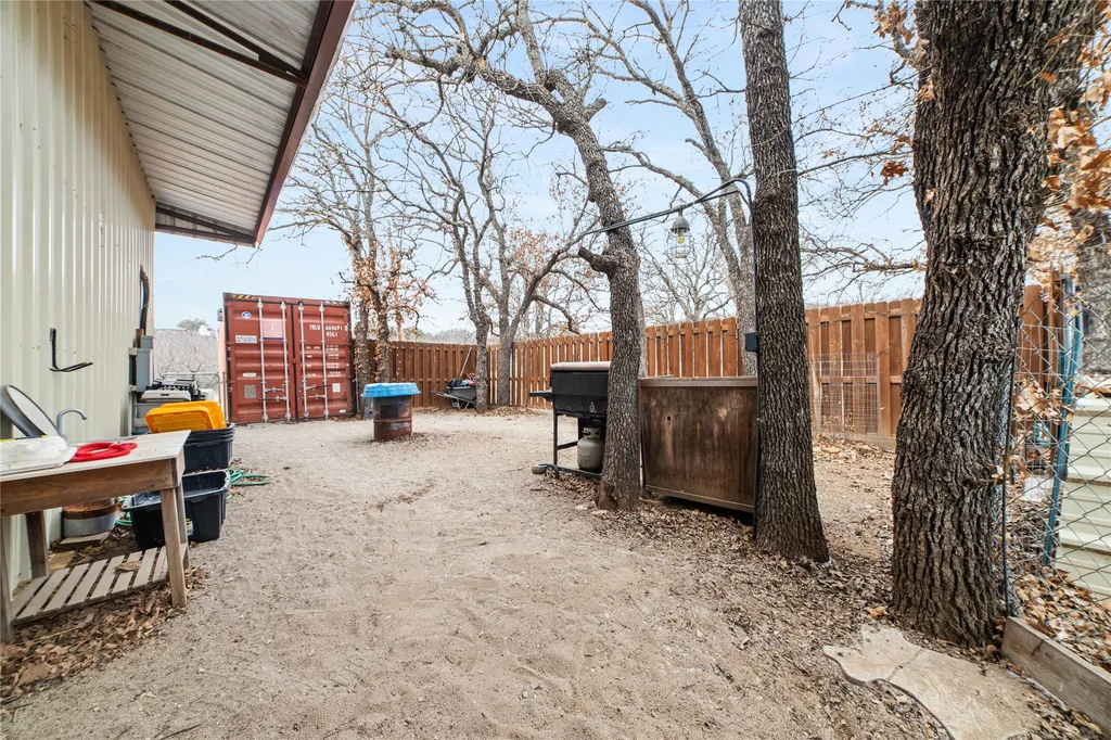 2050 Glen Oaks Drive May TX 76857