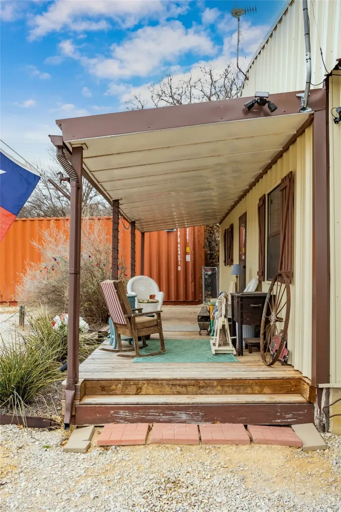 2050 Glen Oaks Drive May TX 76857