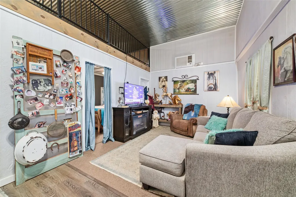2050 Glen Oaks Drive May TX 76857