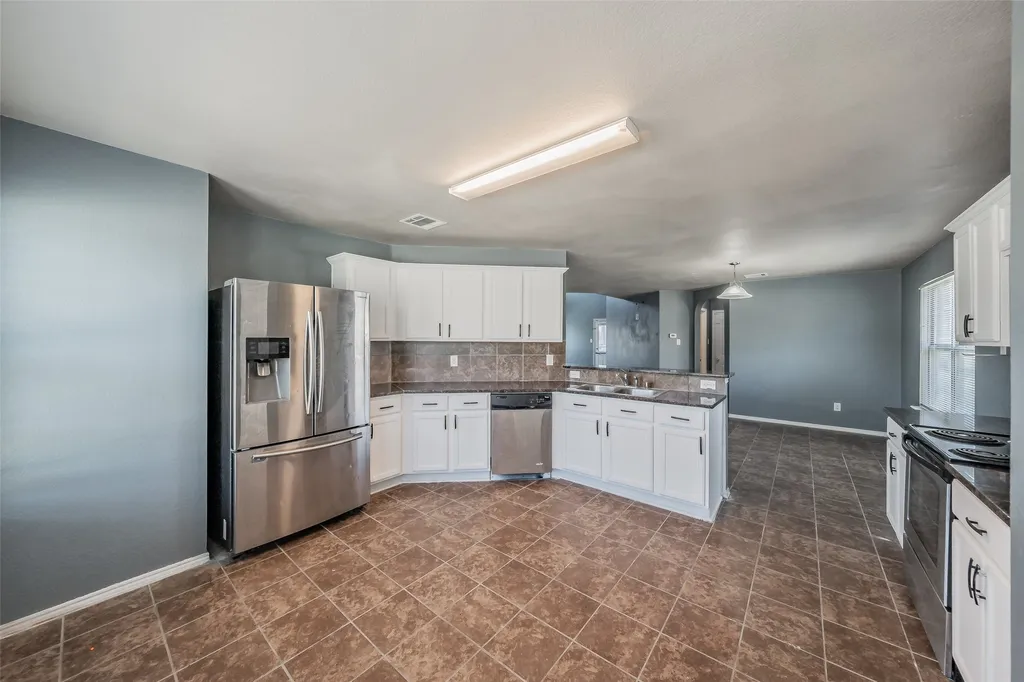 1758 Overlook Drive Lancaster TX 75146