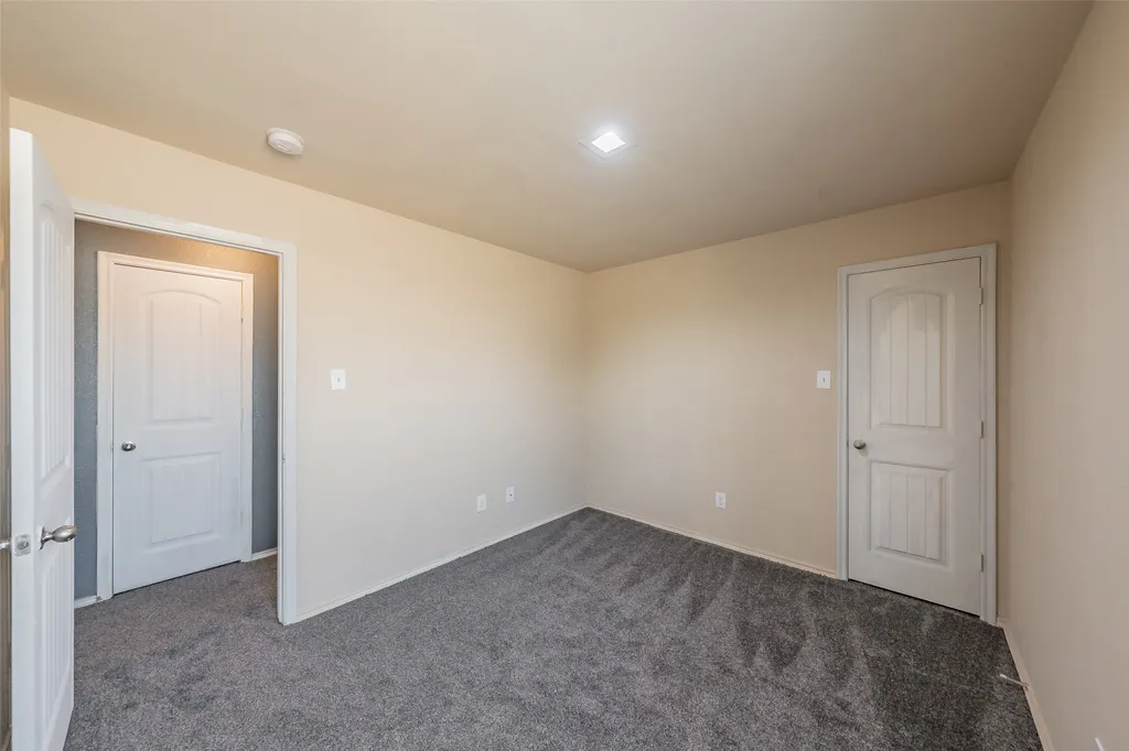 1758 Overlook Drive Lancaster TX 75146