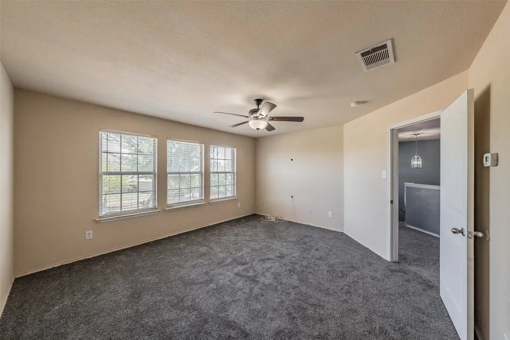 1758 Overlook Drive Lancaster TX 75146