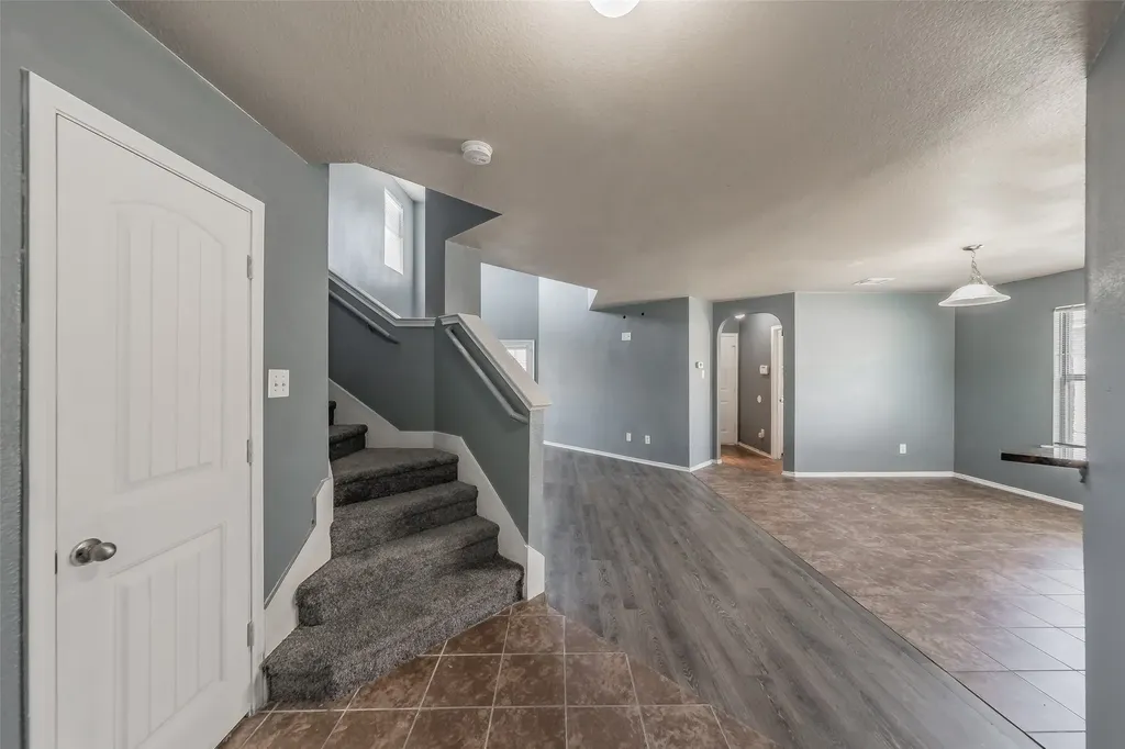 1758 Overlook Drive Lancaster TX 75146