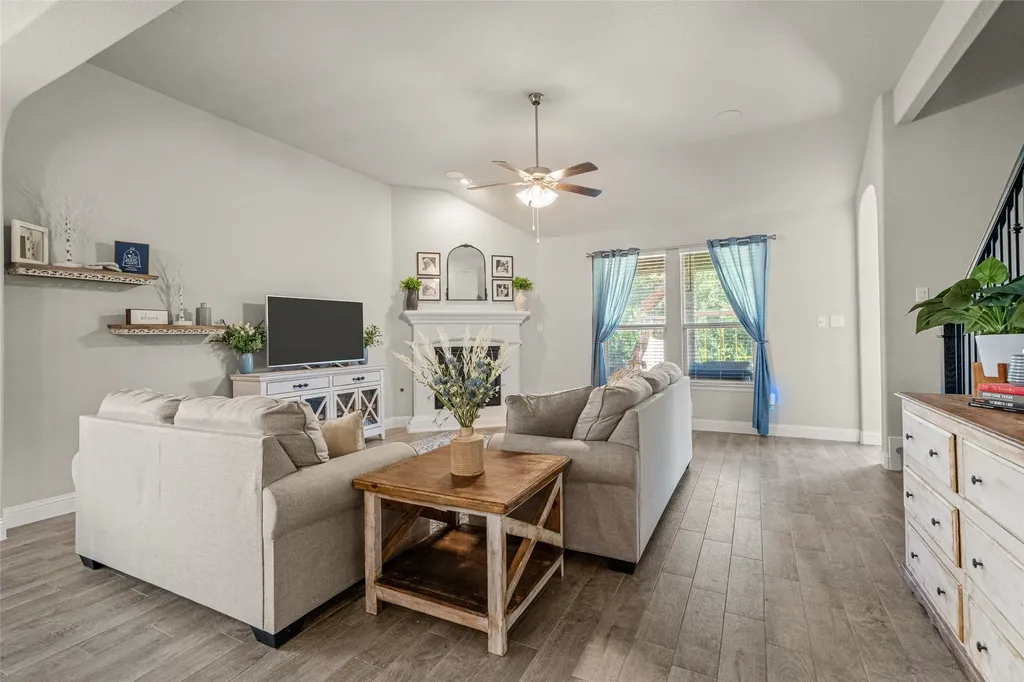 14856 Gladstone Drive Aledo TX 76008