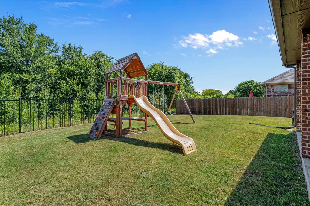 14856 Gladstone Drive Aledo TX 76008