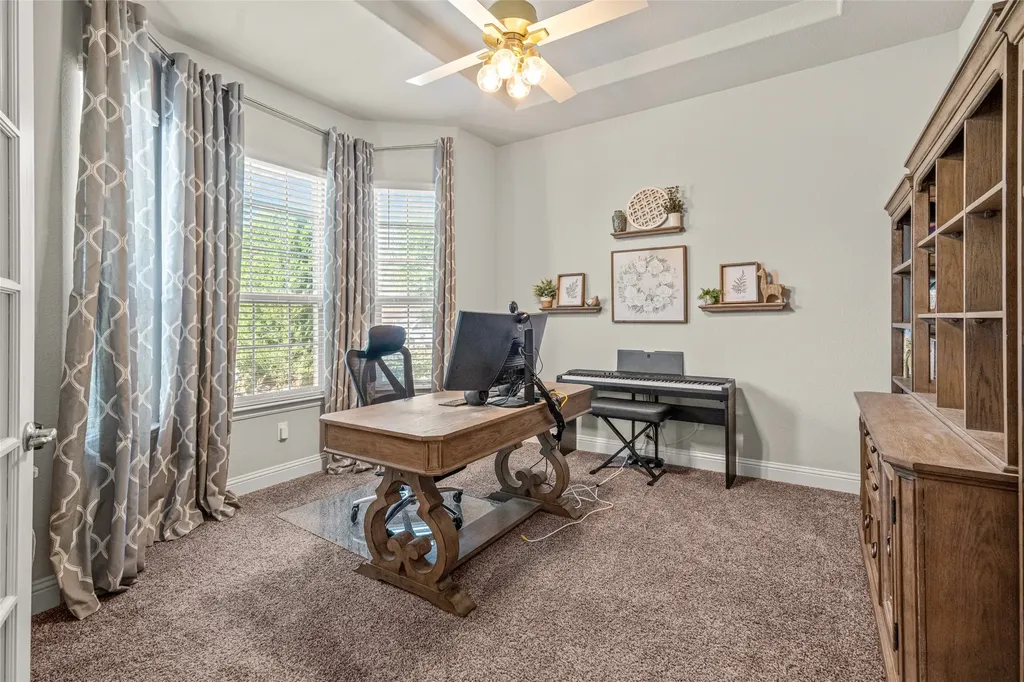 14856 Gladstone Drive Aledo TX 76008