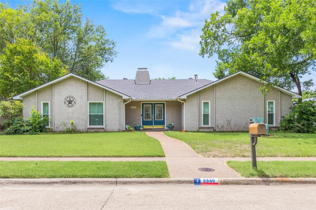 6646 Hillbriar Drive Dallas TX 75248