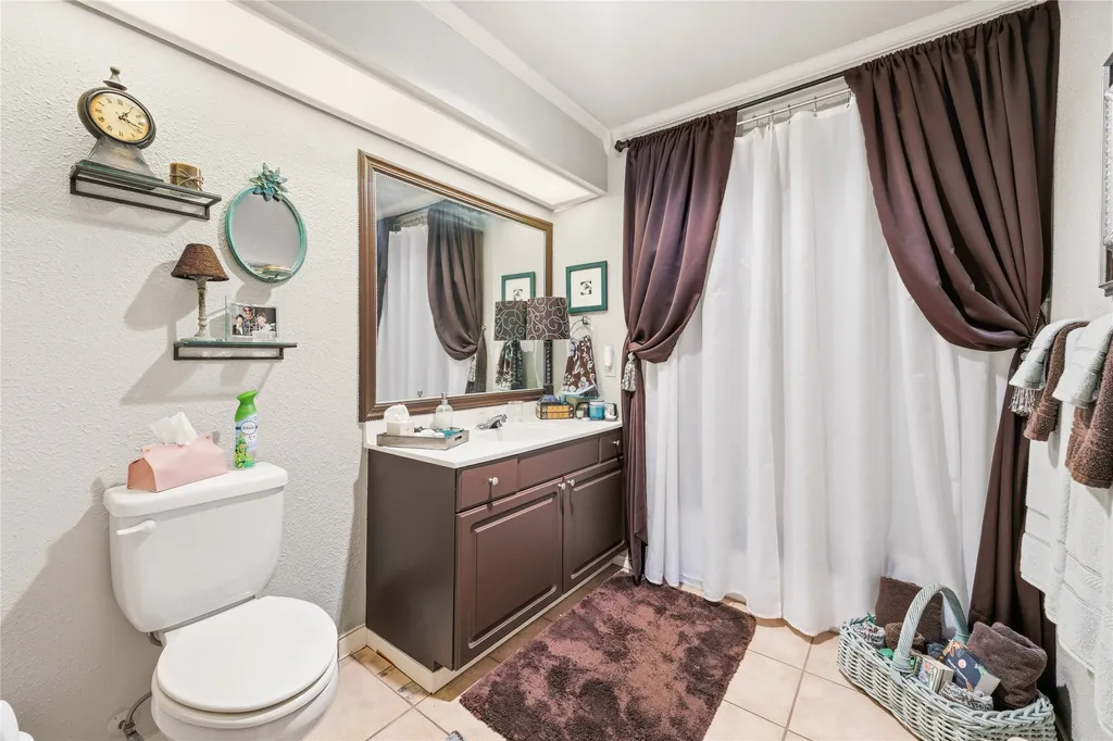6646 Hillbriar Drive Dallas TX 75248