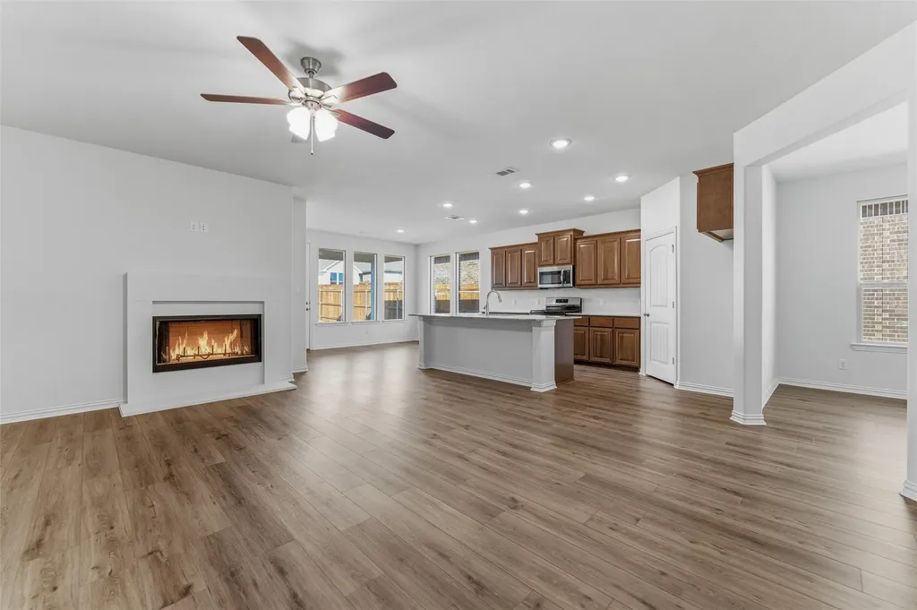 3511 Helena Street Gainesville TX 76240