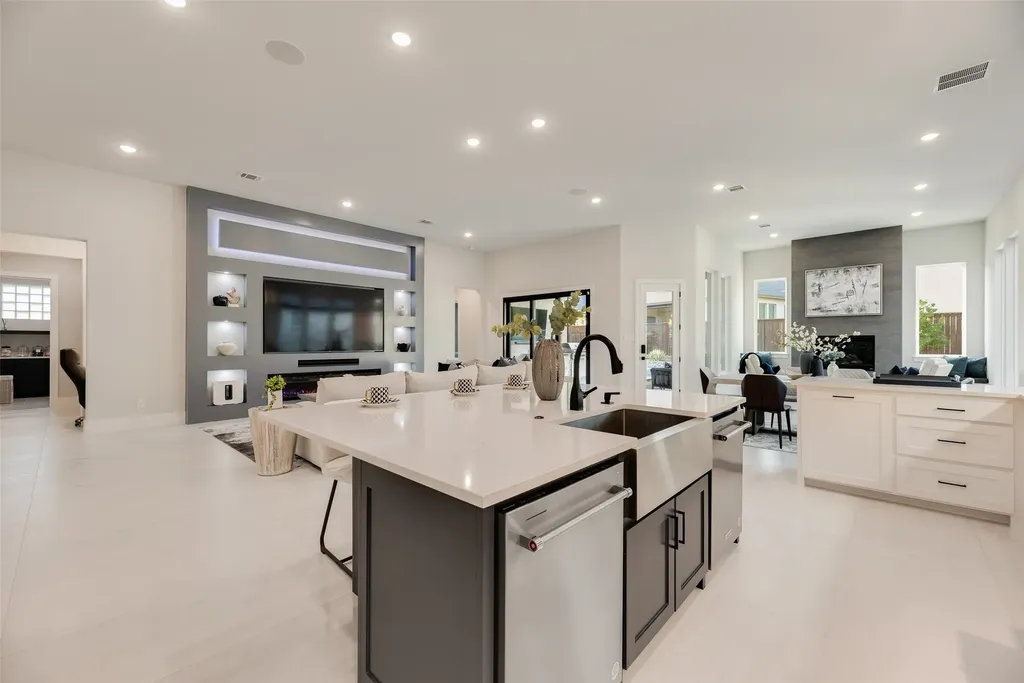 2414 Hawksbury Court Celina TX 75009