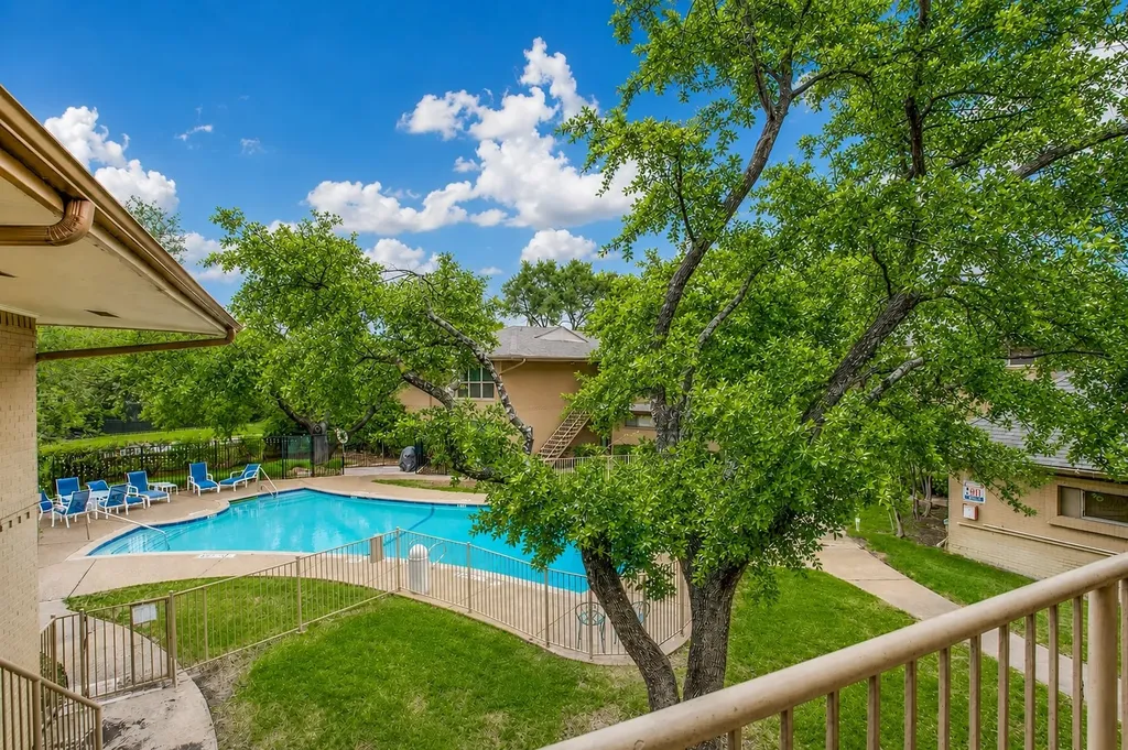 11128 Valleydale Drive Dallas TX 75230