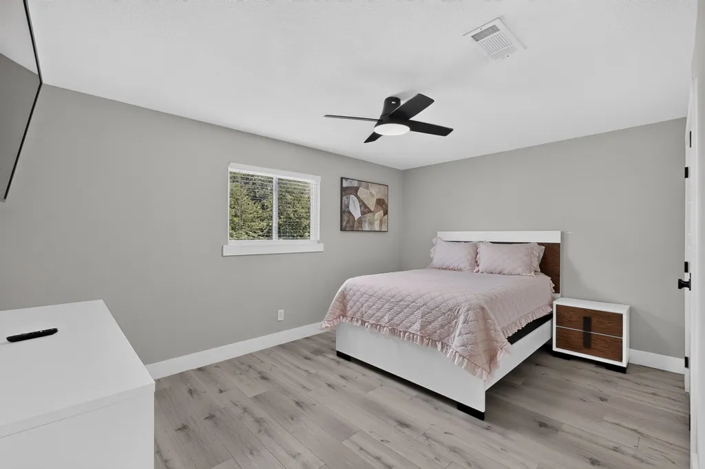 928 Columbus Court Bedford TX 76022