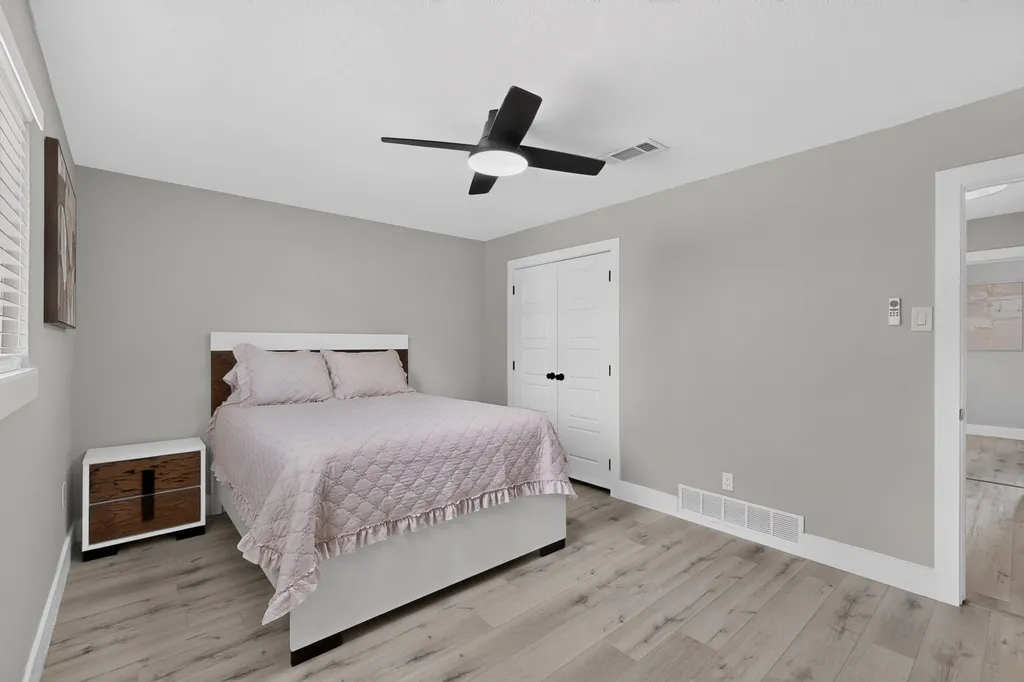 928 Columbus Court Bedford TX 76022