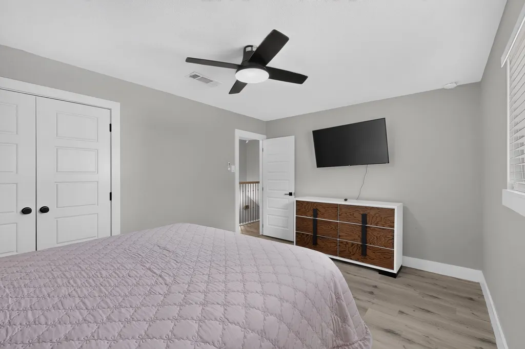 928 Columbus Court Bedford TX 76022