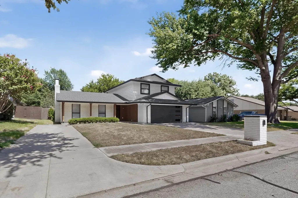 928 Columbus Court Bedford TX 76022