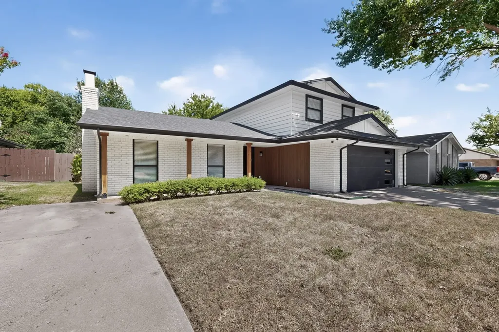 928 Columbus Court Bedford TX 76022