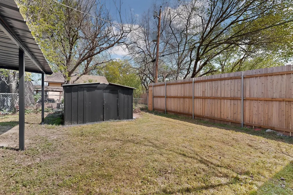 3406 Schwartz Avenue Fort Worth TX 76106