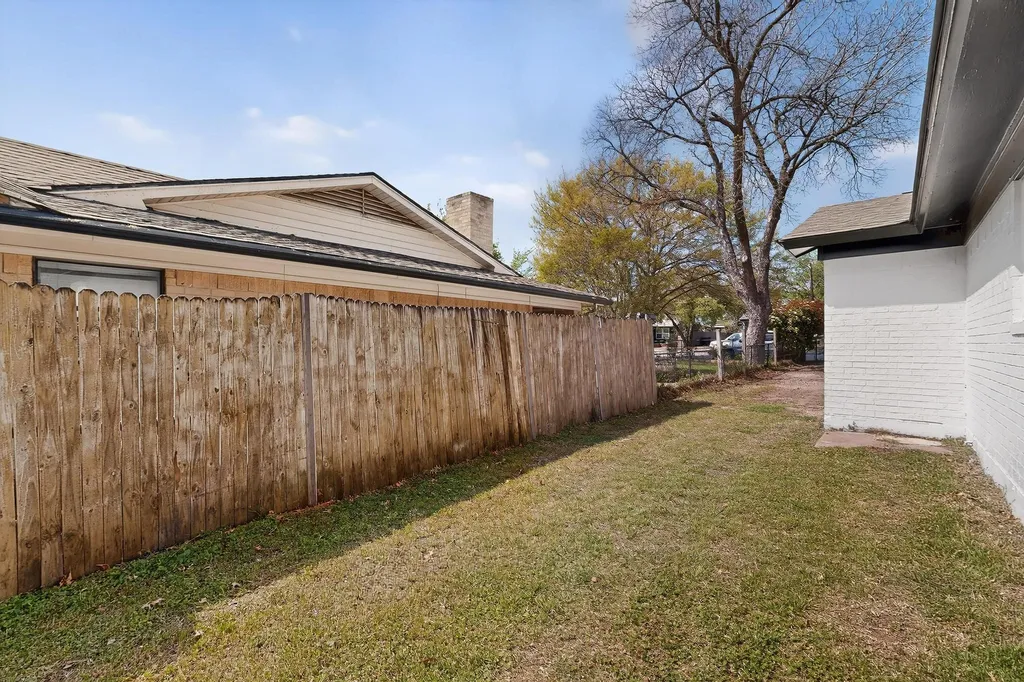 3406 Schwartz Avenue Fort Worth TX 76106