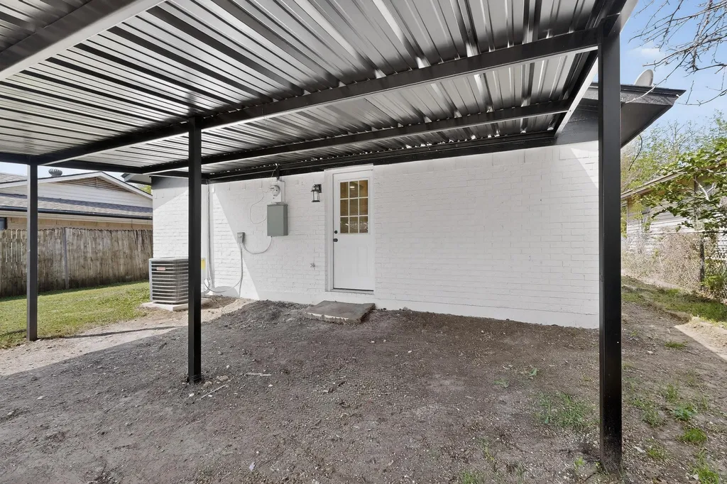 3406 Schwartz Avenue Fort Worth TX 76106