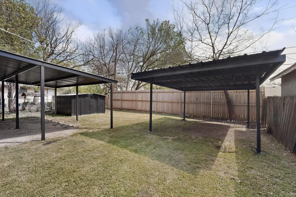 3406 Schwartz Avenue Fort Worth TX 76106