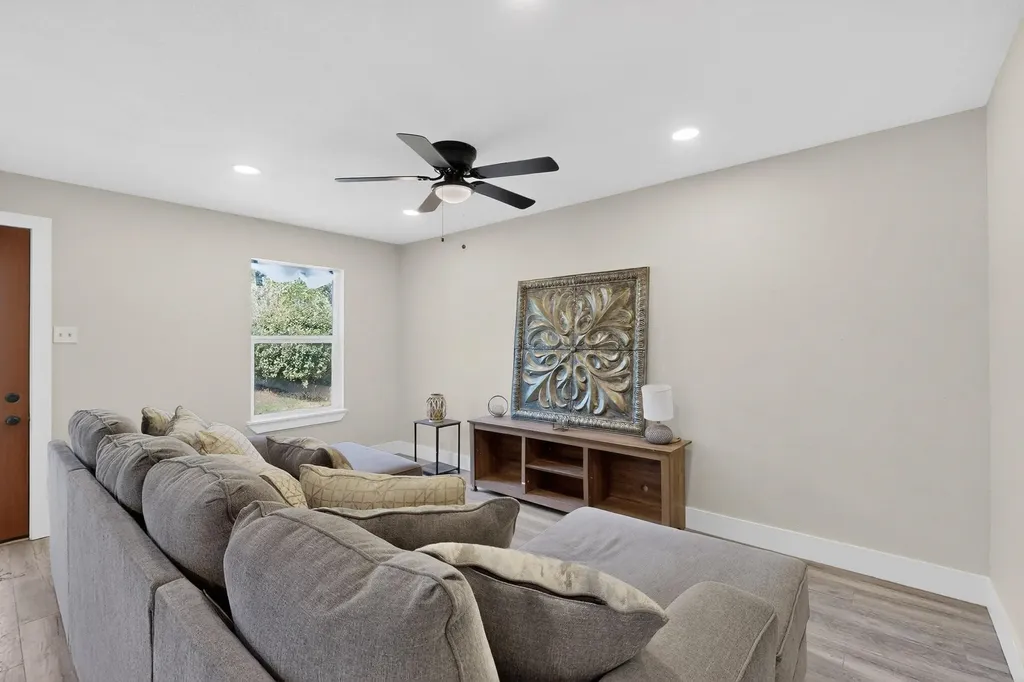 3406 Schwartz Avenue Fort Worth TX 76106