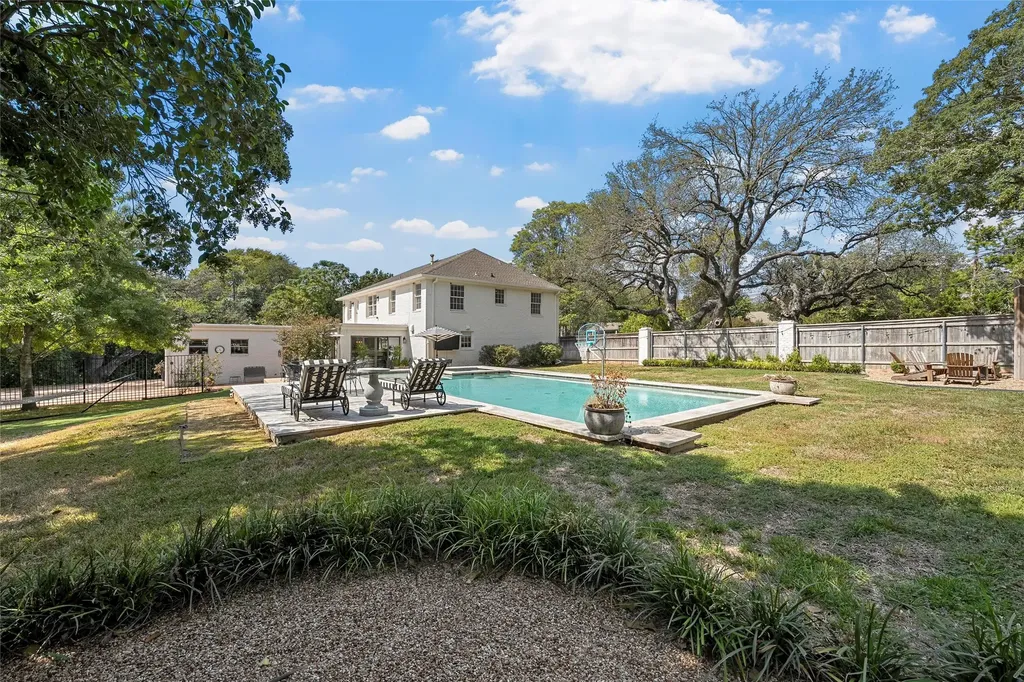 6710 Fish Pond Road Waco TX 76710