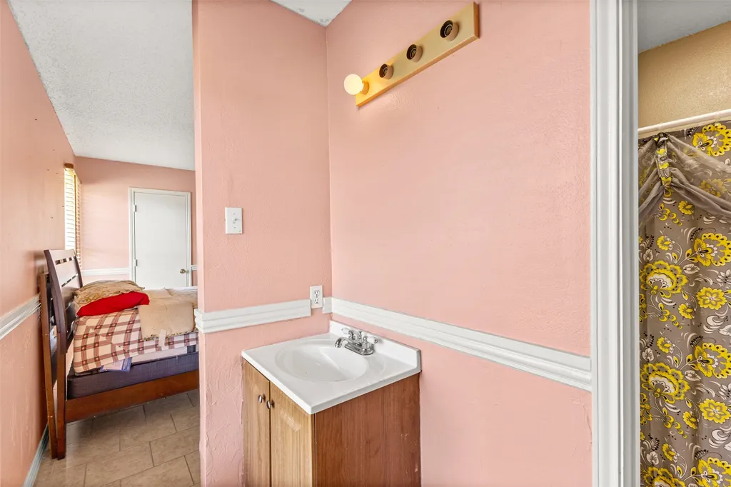 1523 Pheasant Drive Venus TX 76084