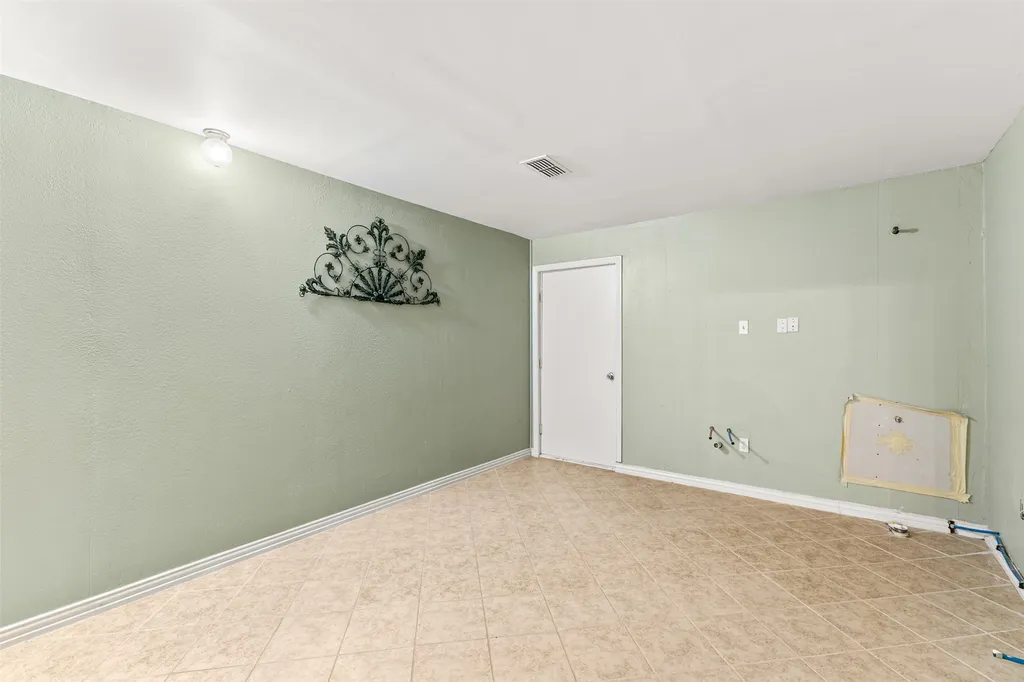1523 Pheasant Drive Venus TX 76084