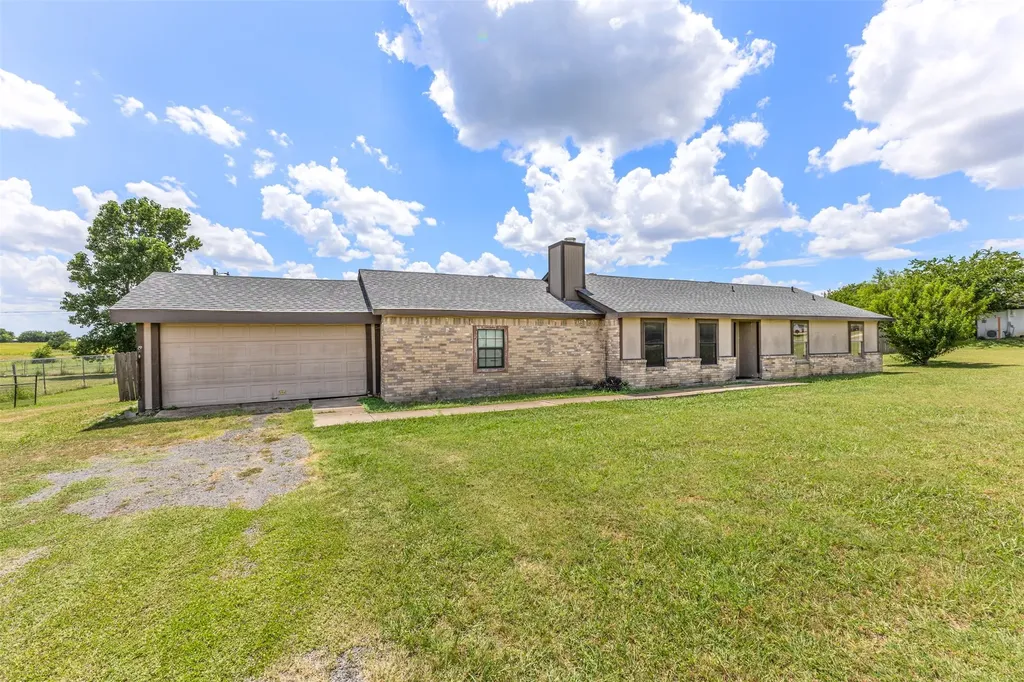 1523 Pheasant Drive Venus TX 76084