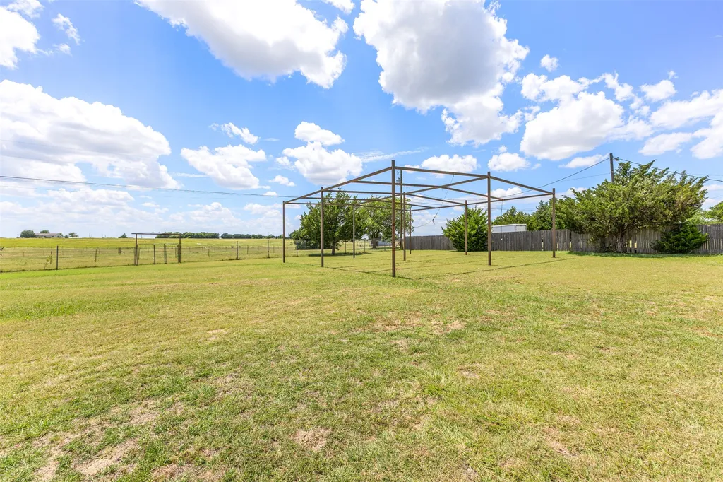 1523 Pheasant Drive Venus TX 76084