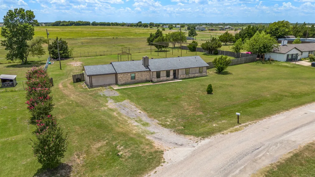 1523 Pheasant Drive Venus TX 76084