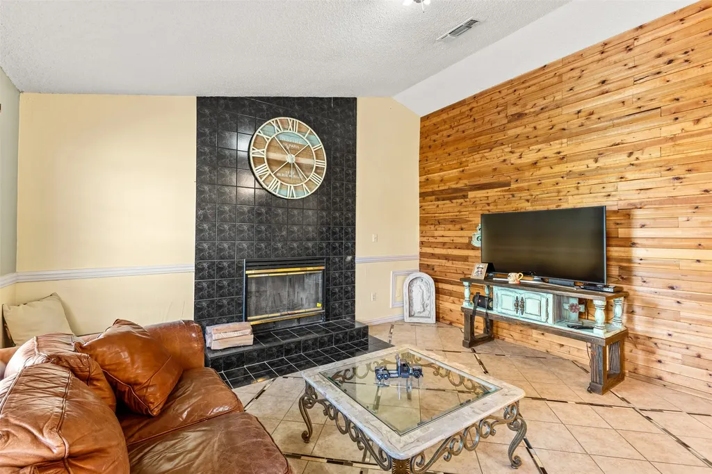 1523 Pheasant Drive Venus TX 76084